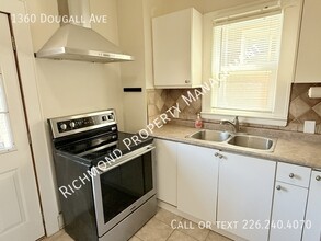 1360 Dougall Ave in Windsor, ON - Building Photo - Building Photo
