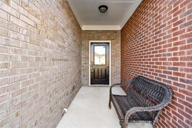 204 Britt Dr in Lawrenceville, GA - Building Photo - Building Photo