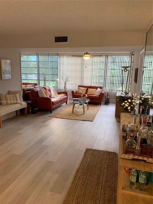 property at 1709 Whitehall Dr