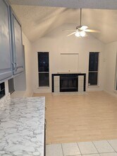 7322 Park West Dr in San Antonio, TX - Foto de edificio - Building Photo