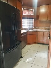 1754 Sinaloa Rd in Simi Valley, CA - Building Photo - Building Photo
