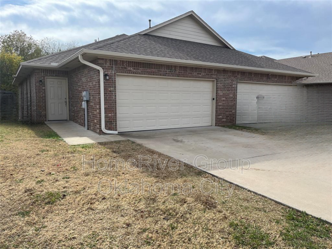 212 Ashley Dr in Edmond, OK - Building Photo - Building Photo