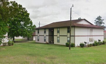 1601 W 4th St in Dequincy, LA - Building Photo - Building Photo