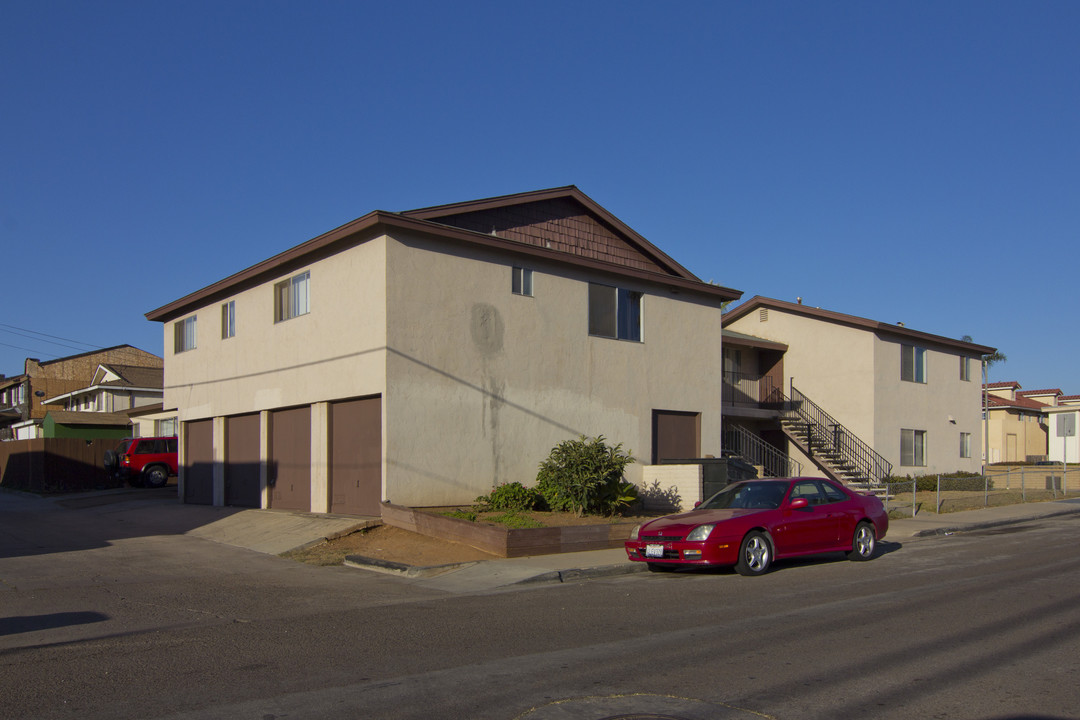 1190 13th St in Imperial Beach, CA - Building Photo