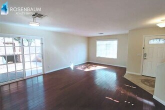 1250 S Palm St in Gilbert, AZ - Foto de edificio - Building Photo