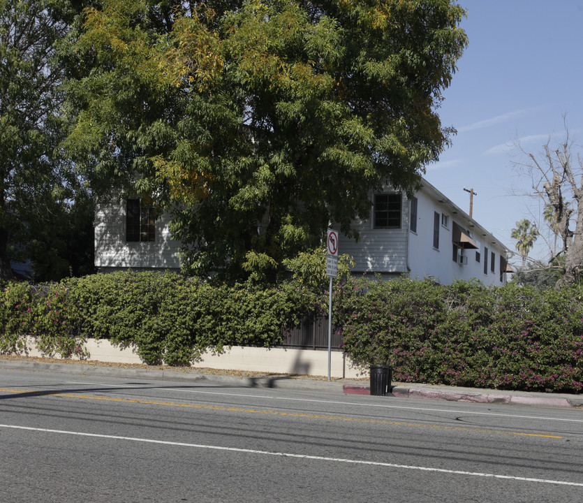 11641 Moorpark St in North Hollywood, CA - Building Photo