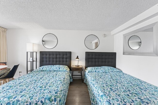 445 Seaside Ave, Unit 6 in Honolulu, HI - Building Photo - Building Photo