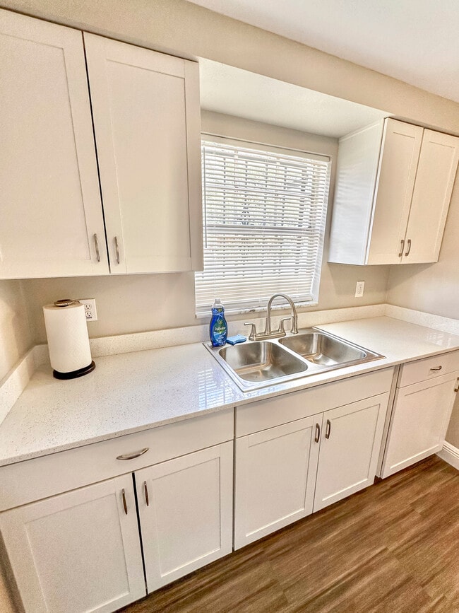 4811 E Curtis St in Tampa, FL - Building Photo - Building Photo