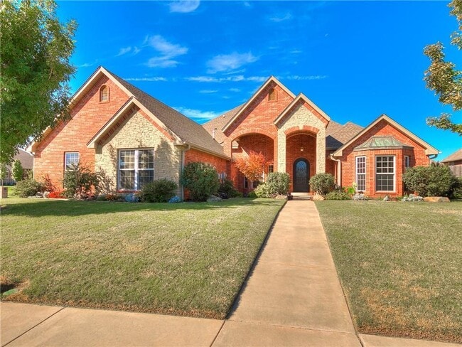 property at 12621 Lexington Dr