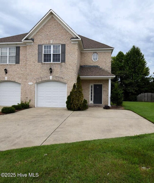 property at 1916 Cambria Dr