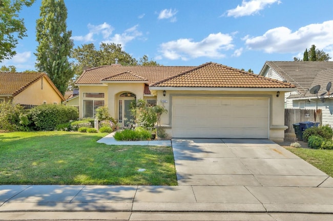 property at 540 W Deerwood Ln