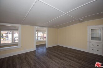 1075 1/2 Leighton Ave in Los Angeles, CA - Building Photo - Building Photo