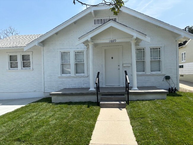 property at 11069 Evans St