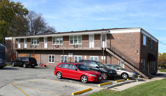 900 Glenco Ter in Lake Zurich, IL - Building Photo - Building Photo