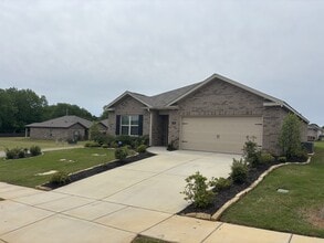 104 Settlement Dr in Huntsville, AL - Building Photo - Building Photo
