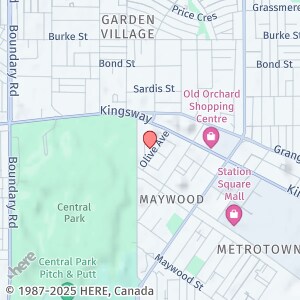 5883 Barker Ave in Burnaby, BC - Building Photo
