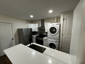 4702 Marble Ave in Albuquerque, NM - Building Photo - Building Photo