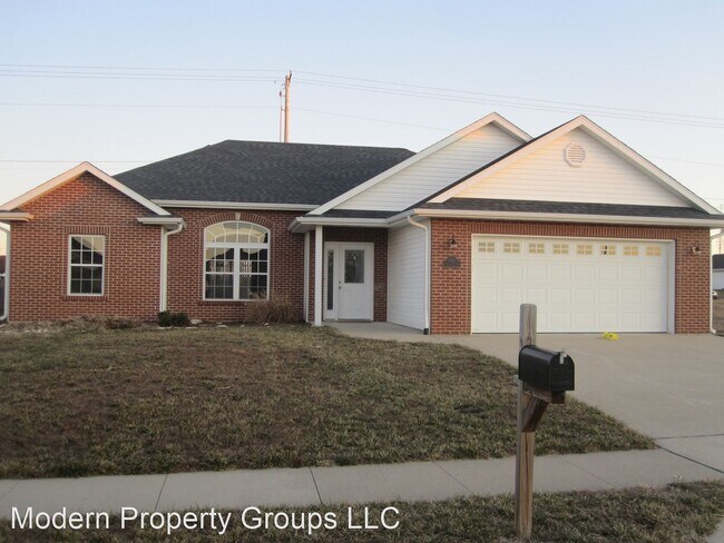 407 Golden Eagle Dr photo'