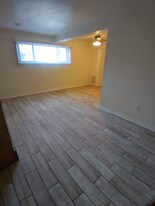 3300 Kenmore Rd, Unit 102 in Berkley, MI - Building Photo