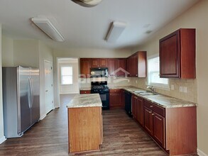 7366 Poppy Way in Union City, GA - Building Photo - Building Photo