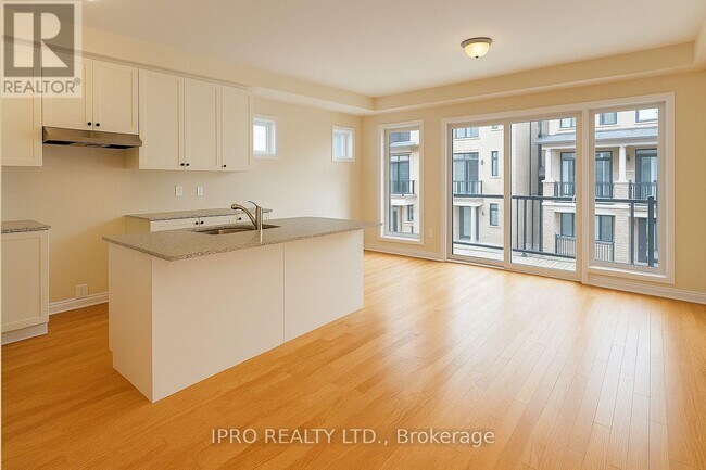 3098 Meadowridge Dr in Oakville, ON - Building Photo - Building Photo