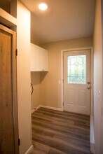 3 Sawdey Rd, Unit Newly Remodeled 1 BR in Horseheads, NY - Foto de edificio - Building Photo