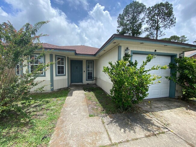 2641 Sam Houston Pl in Jacksonville, FL - Building Photo - Building Photo