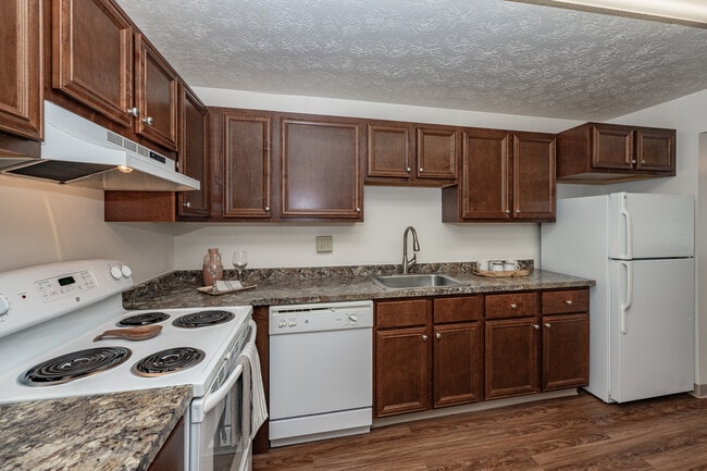 Pleasant Hills in Pittsburgh, PA - Foto de edificio - Interior Photo