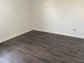 845 Modena Rd in Decherd, TN - Building Photo - Building Photo