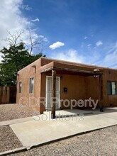 3529 Ross Ave SE in Albuquerque, NM - Building Photo - Building Photo