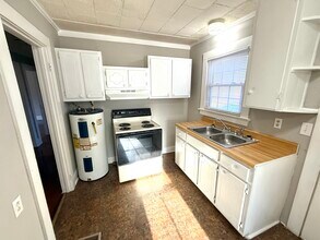 100 Bowen Cir in Williamston, NC - Foto de edificio - Building Photo