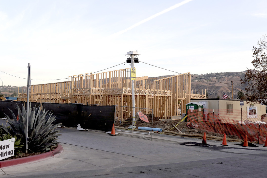 Oakcrest Heights in Yorba Linda, CA - Building Photo