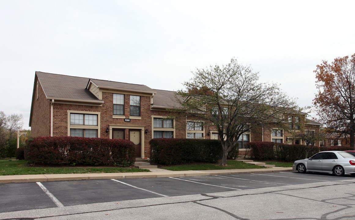 Willow Glen South in Beech Grove, IN - Foto de edificio