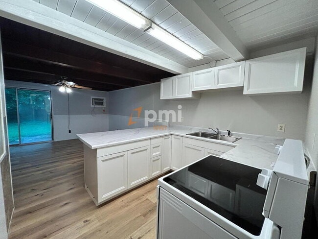 property at 517 Bies St