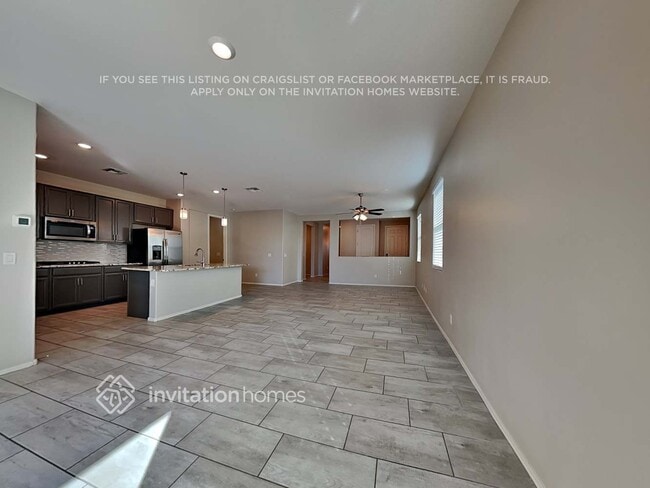 4414 198th Dr in Litchfield Park, AZ - Foto de edificio - Building Photo