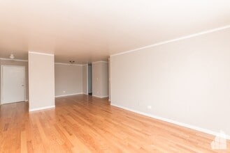 1515 W Morse Ave, Unit 204 in Chicago, IL - Building Photo - Building Photo