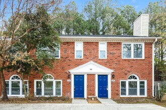 1305 Sweet Pine Dr in Norcross, GA - Building Photo - Building Photo