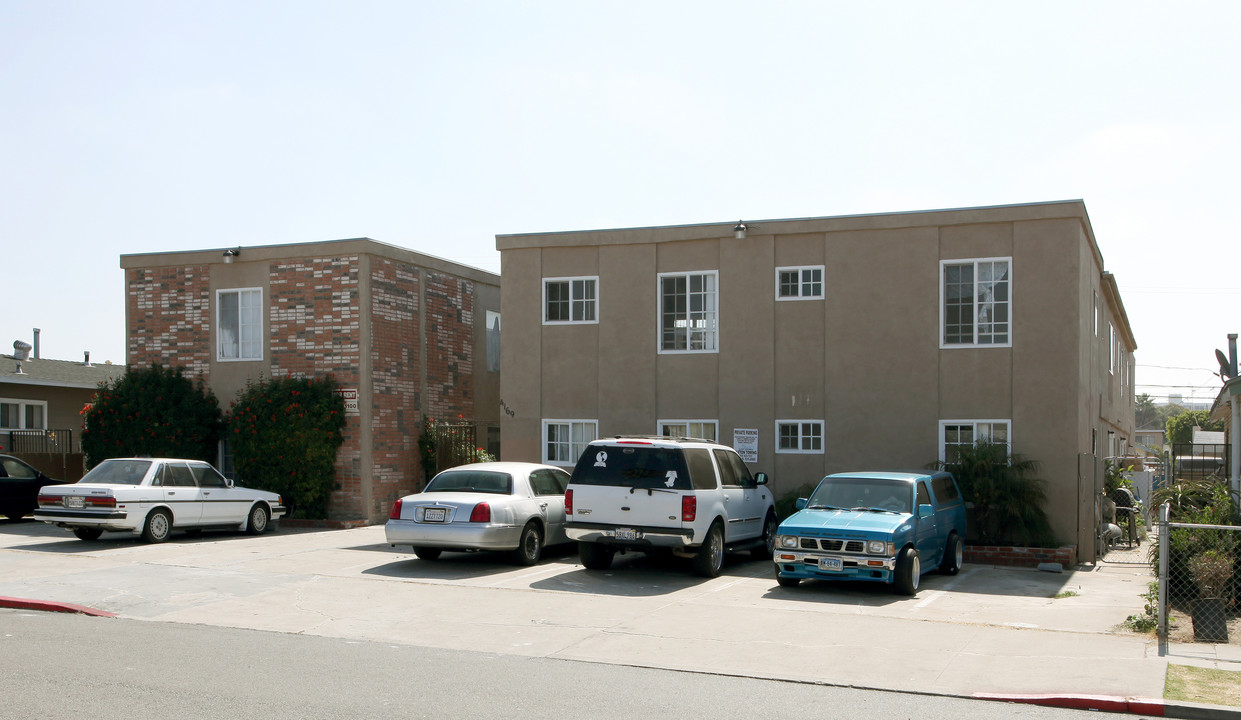 The Wahoo in San Diego, CA - Building Photo