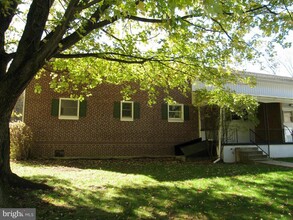 14153 Buchanan Trail W in Mercersburg, PA - Building Photo - Building Photo