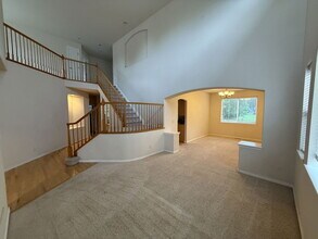 8130 Lighthouse Ln in Windsor, CO - Building Photo - Building Photo