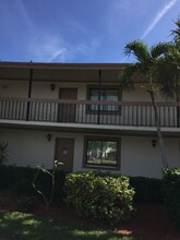712 NW Fork Rd in Stuart, FL - Building Photo - Building Photo