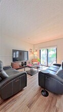 15500 SW 136th St in Miami, FL - Building Photo - Building Photo