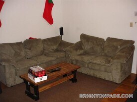 27 Egremont Rd, Unit 2 in Boston, MA - Building Photo