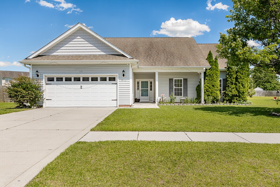 116 Moonstone Ct in Jacksonville, NC - Building Photo