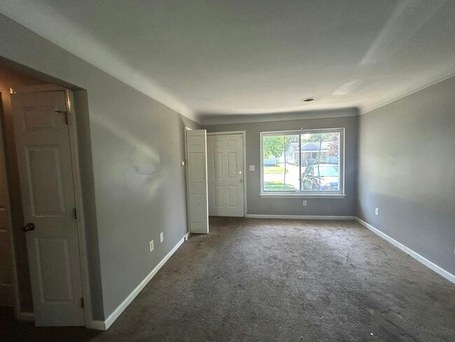 1599 Magnolia Dr in Inkster, MI - Building Photo - Building Photo