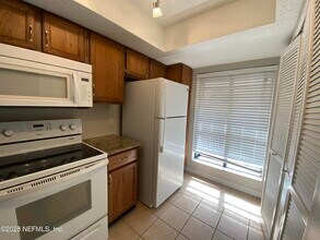 160 Cranes Lake Dr in Palm Valley, FL - Building Photo - Building Photo