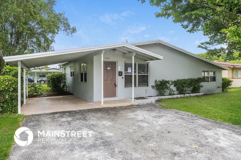 2700 NW 17th St in Fort Lauderdale, FL - Building Photo