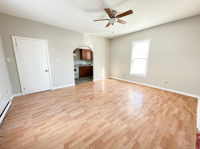 8 Cedar St in Saint John, NB - Building Photo - Building Photo