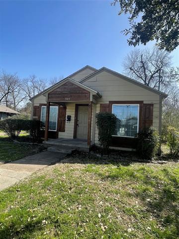 909 Panhandle St in Denton, TX - Building Photo - Building Photo