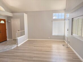 2137 Wild Flower Ln in Chino Hills, CA - Building Photo - Building Photo